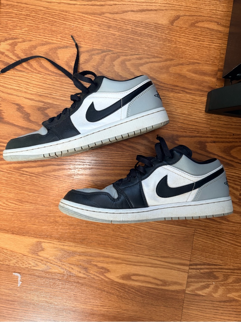Nike Air Jordan 1 Low Black White Gray Sneakers Men’s 10